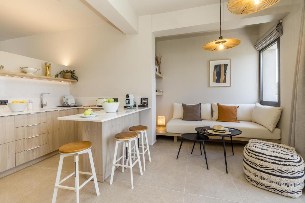 Topos Suites Lászi Kültér fotó